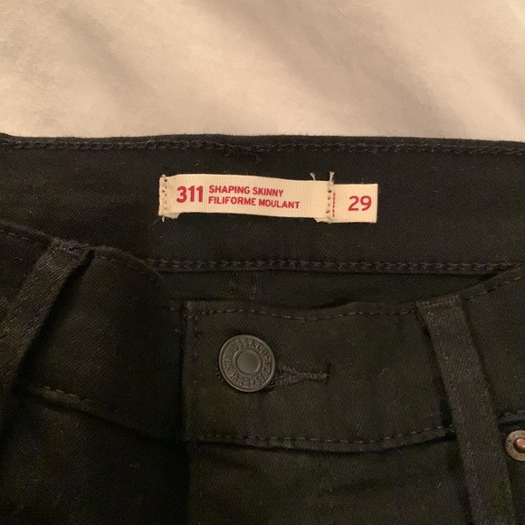 Levi’s 311 Shaping Skinny - Picture 4 of 7